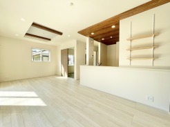 リビングの折り上げ天井
完成しましたら、お洒落で開放感が出ます。