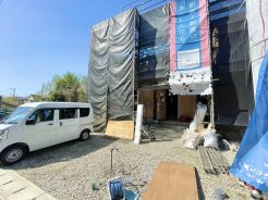 ◇第３者機関による「住宅性能評価書」取得住宅
◇基礎から屋根まで最長10年保証付き
