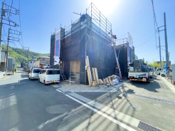 ◇耐震性能と制振性能を備えた地震に強い家
◇第３者機関による「住宅性能評価書」取得住宅