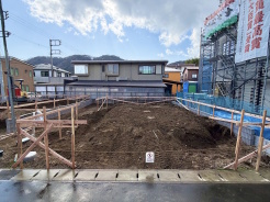 ◇第３者機関による「住宅性能評価書」取得住宅
◇基礎から屋根まで最長10年保証付き