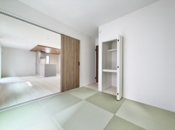 5帖の和室は、客間として使用したり様々な用途でご活用いただけそうです♪