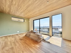 家族が自然と集まる広々としたリビングは、毎日の暮らしを豊かにしてくれます。