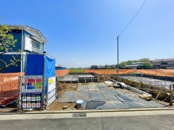 1号棟 リビング上部には開放感のある吹抜け付きとなっており、家族で団らんの時間をお過ごしください♪