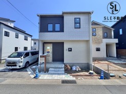 2号棟 ～省エネ×耐震×評価×優遇～
と取り揃えた新築戸建て
