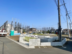 秦野市堀西