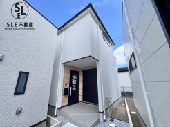 2号棟 【デザイナーズ住宅】外からの印象も、暮らし心地も、どちらも満足いただけるお住まいです。