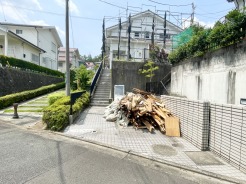現在、リフォーム工事中。