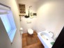 ２階のトイレは、海外をイメージして作られたらしくお洒落なトイレです。