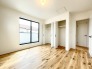 2階洋室7帖のお部屋は2つのクローゼット収納があり、お部屋を最大限有効活用していただけます。