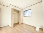 C号棟 2階納戸4.5帖は様々な用途でご活用いただけます。