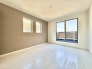 アクセントクロスが使用されており、おしゃれな1部屋となっています。