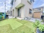 広々とした南庭スペースですね。夏には簡易的なBBQやお子様プール等の様々な用途でお使い頂けそうです。