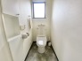 トイレは1階と2階にそれぞれ完備しております。
