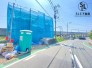 青々としたお空がとても気持ち良いですね。閑静な住宅街に新築戸建ての登場です。