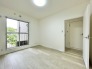 子供部屋と趣味のお部屋に活用できる約5.7帖の洋室