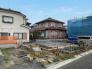 3号棟 現在建築中の新築住宅です。
最新の耐震基準・断熱性能を備えた安心の住宅仕様。
完成後の内覧予約も承っていますので、ぜひお問合せください。 2026/07/17m