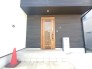 玄関横に宅配ボックスもついているので、お荷物が人目に付くことがありません。
