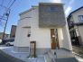 閑静な住宅街に佇む新築戸建