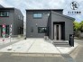 【駐車2台可】収納充実の4ＬＤＫ築後未入居住宅です。