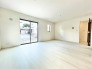 家族の絆が深まるリビングは約18.75帖