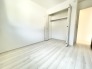 2号棟 2階洋室5.25帖のお部屋。