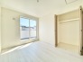 1号棟 全居室収納がございます。2階には室内干しのできる物干し設備もございます。
