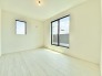 2階洋室6帖のお部屋にもたっぷり収納ができるウォークインクローゼット収納付き。