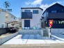 土地約33坪/南向きで陽当たり良好な4ＬＤＫ新築戸建です。