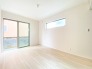 1階洋室6.1帖のお部屋にはウォークインクローゼット収納があるため、お部屋を最大限有効活用していただけます。