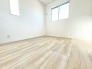 1号棟 2階洋室5帖のお部屋。