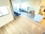 洋室4.5帖の引き戸を開けておけば、リビングをより開放的にご活用いただけます◎