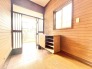 趣のある玄関も南向きのため、日中はとても明るい玄関です◎