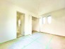 2階洋室6.75帖のお部屋。