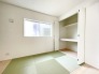 2号棟 リビング横の和室は約4.3帖