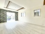 1号棟 アクセントクロスが使用されており、よりおしゃれなリビングとなっています。