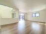 ＬＤＫにはアクセントクロスが使用されていて、お洒落な空間となっています♪