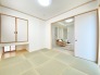 1階和室5.2帖の部屋は、客間として活用したり様々な用途でご活用いただけます。
