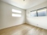 6号棟 2階洋室5.3帖のお部屋。
