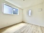 1号棟 2階洋室5.2帖のお部屋。