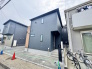 1号棟 周辺には商業施設が充実しており、休日のお買い物もラクラク。