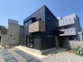 美しい木目と温かみのある色合いは部屋全体が落ち着いた雰囲気になります。
