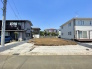 開放感を感じられる５３坪以上の敷地。平坦で南向き、陽当りと開放感良好の現地。人気の平屋建てです。
