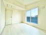 2階6帖のお部屋は、バルコニーに面した明るいお部屋です◎