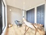 2階洋室5帖のお部屋は、バルコニーに面した明るいお部屋です。