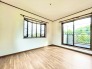 出窓があることで広々とした空間を感じることができます