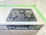 角を極力少なくした、お手入れのしやすい「すっきりクリーンごとく」。3口全てに温度センサーが付き、高温炒め機能付き。片面焼きグリルも搭載しています。消し忘れ消火機能付き、安全で機能的なガスコンロです。