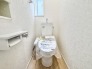 1階と2階にウォシュレット付きのトイレを完備しております。