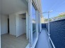 ２部屋に繋がるワイドバルコニーになります。雨の際には浴室乾燥機もございますのでお洗濯も安心出来そうです。