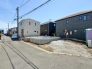 南庭付き・並列2台駐車可能な新築戸建てのご紹介になります。即日予約も承っておりますので少しでも気になる方はお気軽にご連絡ください。