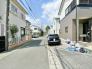 閑静な住宅街の一画です。